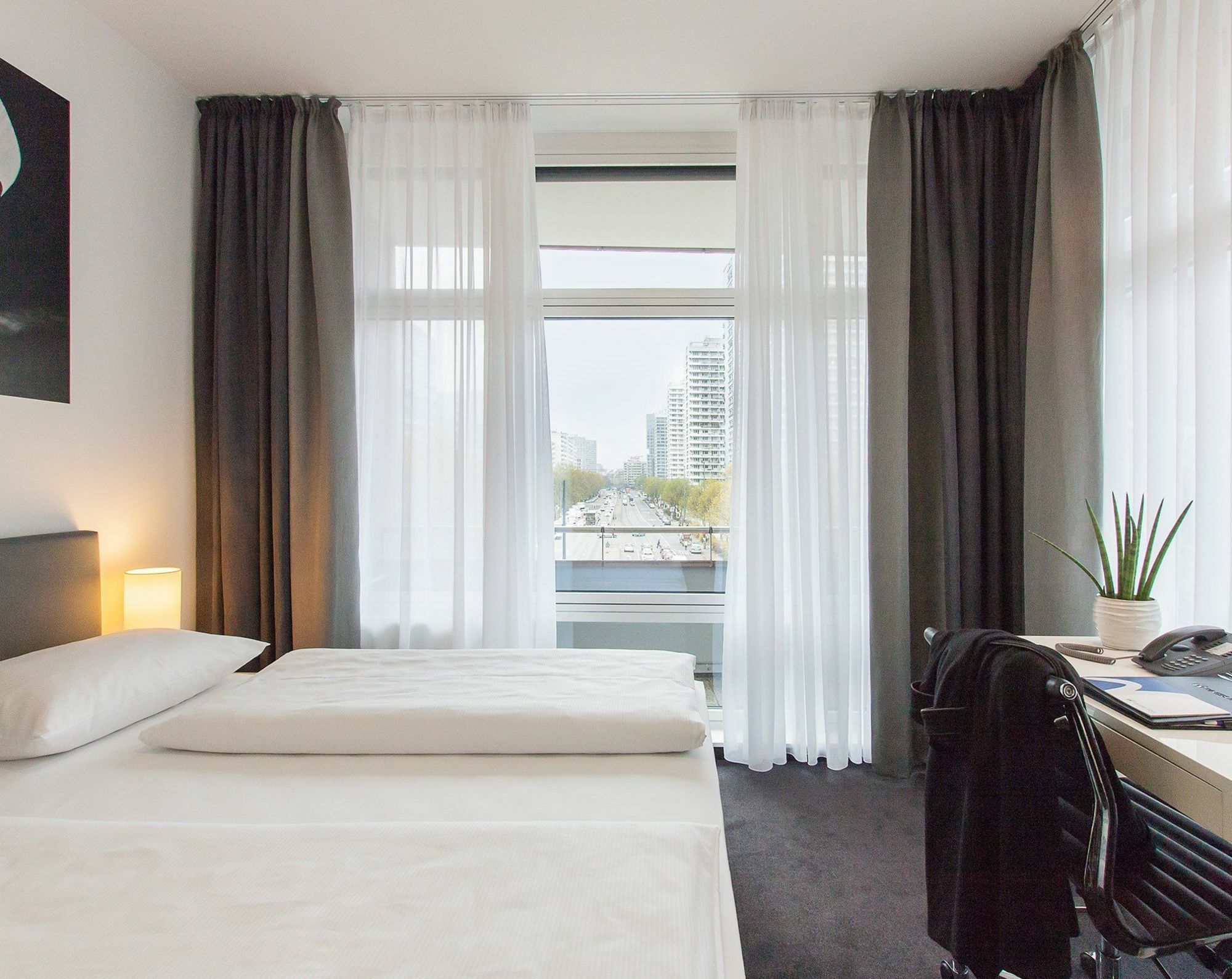 Garner Hotel Berlin - Gendarmenmarkt By Ihg Extérieur photo